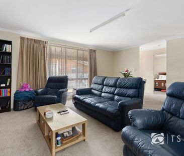 Neat and Tidy Two Bedroom Unit - Photo 1