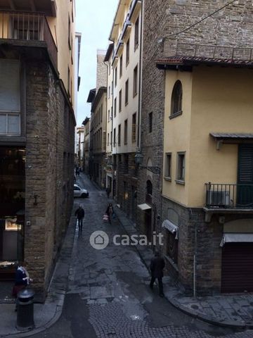 Bilocale in Affitto in Piazza di Santo Stefano 2 a Firenze - Photo 2