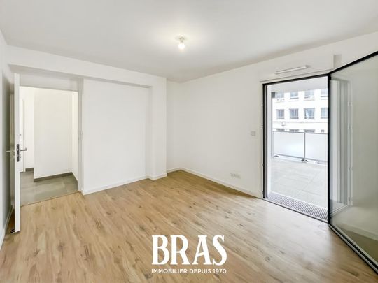 Location Appartement 3 pièces 65m² ST NAZAIRE 44600 - Photo 1