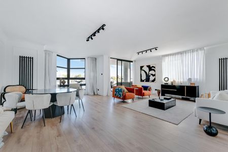 3 bedroom flat to rent - Photo 4