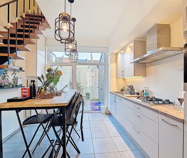 Gemeubeld en gerenoveerd huis nabij centrum Gent! - Foto 4