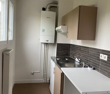 Location Appartement 1 pièce 25m² ANGOULEME 16000 - Photo 1