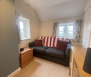 2 bedroom cottage to rent - Photo 1