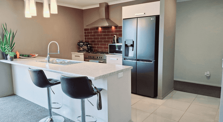 Single Level Sensation - Gulf Harbour - Photo 2