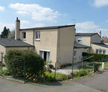 Saint Fraimbault , Maison - T5 - 99.00m² - Photo 2