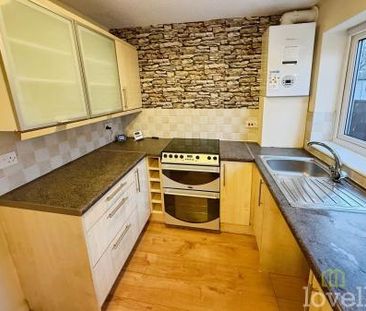 2 bedroom Terraced House To Let - Photo 6