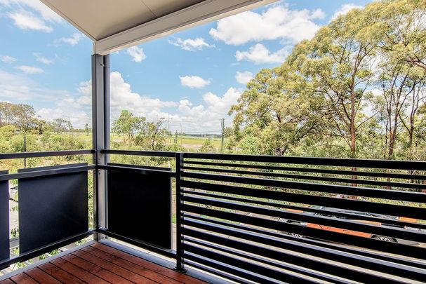 EXCLUSIVE TRI STOREY TOWNHOUSE IN GREAT LOCATION - Photo 1