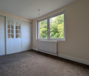 2 bedroom semi-detached house to rent - Photo 5