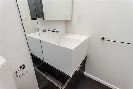 For Lease - 1 Bloor Street Unit# 2811, Toronto, Ontario - Photo 4