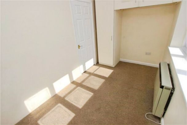 Bentley Court, Shirley Road, SO15 - Photo 1