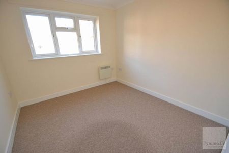 3 bedroom flat to rent - Photo 4