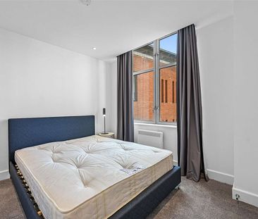 West Smithfield, London, EC1A 9HZ - Photo 3