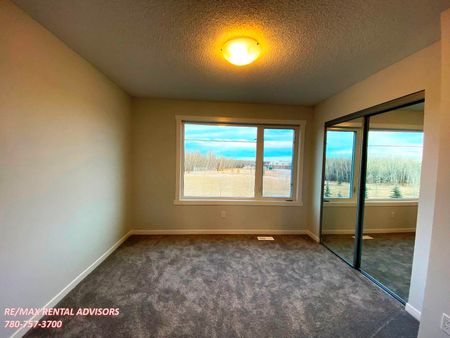 487 Desrochers Boulevard Southwest - Photo 4