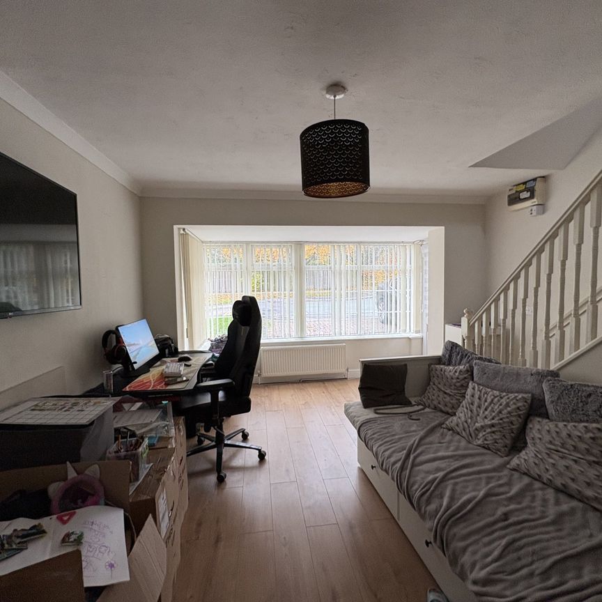 Torside, Wilnecote, TAMWORTH - Photo 1