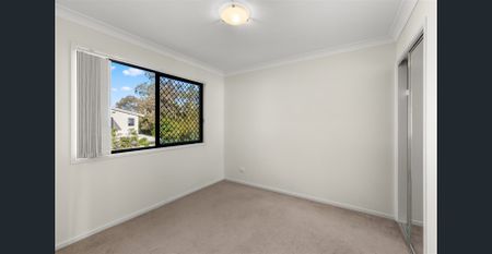 3 Bedroom Townhouse $750/W - Photo 2