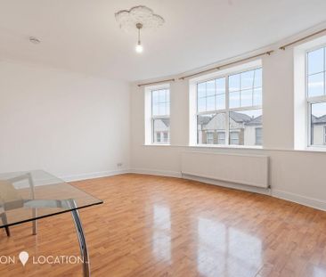 3 bedroom flat to rent - Photo 2