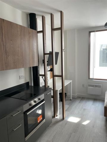 Studio to rent - Photo 4
