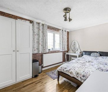 4 bedroom detached house to rent - Photo 1