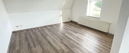 Erstbezug nach Renovierung - Dachgeschosswohnung in Fraureuth - Foto 1