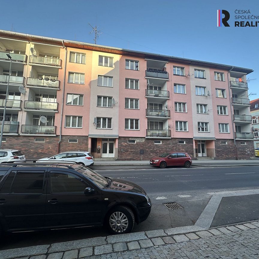 Pronájem bytu 4+1 79 m² - Photo 1