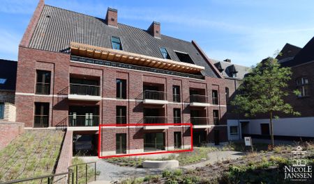 Nieuwbouwappartement met twee slaapkamers en autostandplaats in het centrum van Maaseik - Photo 3