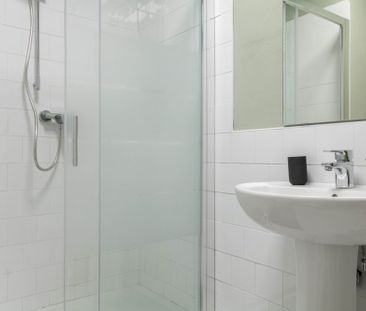 Single room in the Bocconi and IULM area in Milan - Photo 3