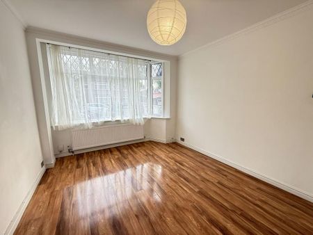 3 bedroom terraced house to rent - Photo 5