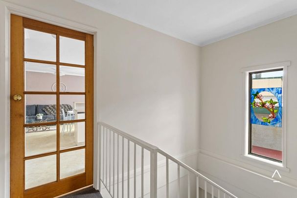 Fully Furnished 3-Bedroom Apartment with City Views – Prime Central Launceston Location I Stylish New York-Style Entrance - Photo 1