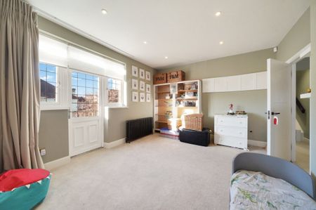 Asmara Road - Photo 4