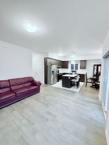 For Lease - 3243 DOMINION Road, Fort Erie, Ontario - Photo 2