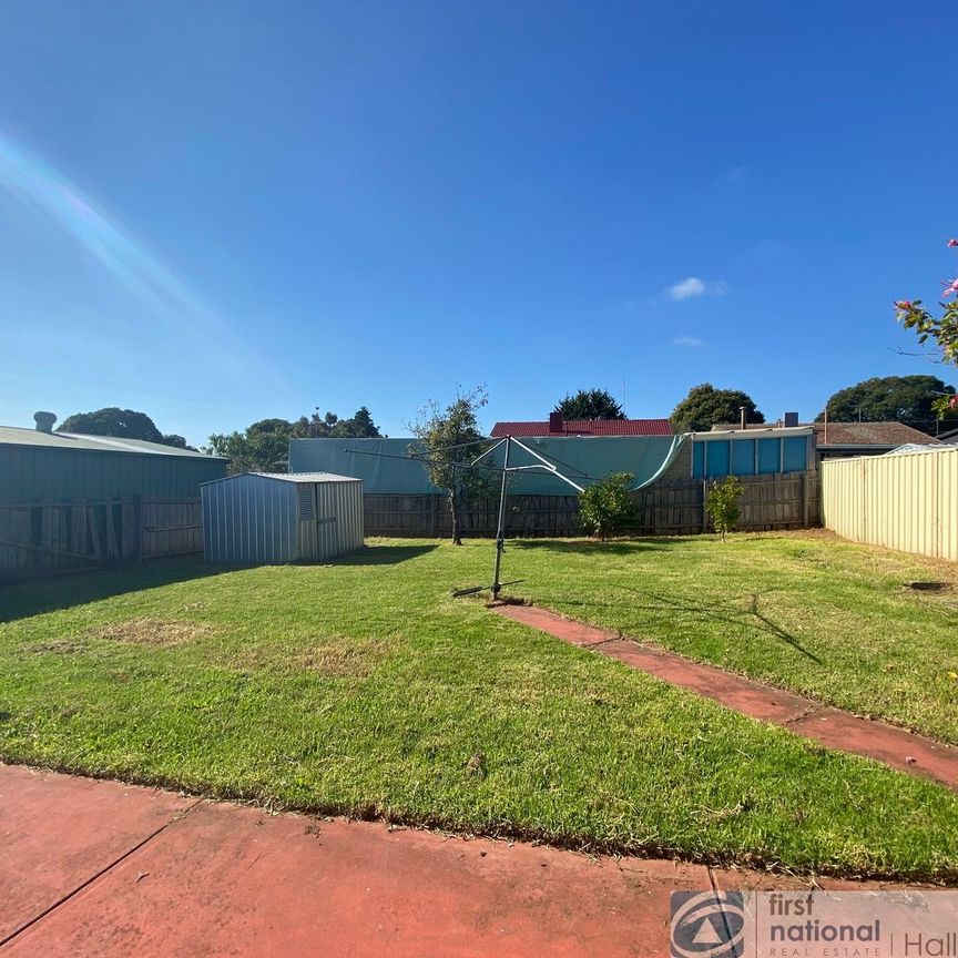 107 Power Road, Doveton - Photo 1