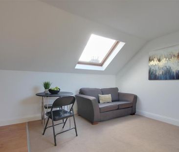 2 bedroom flat to rent - Photo 6