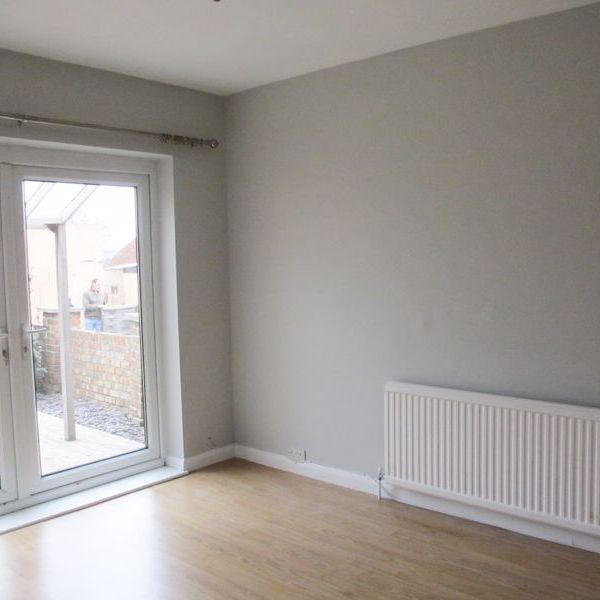Farncombe Street, Godalming, Surrey, GU7 - Photo 1