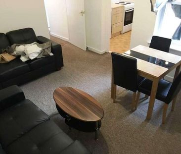 Old Lansdowne, West Didsbury, M20 - Photo 4