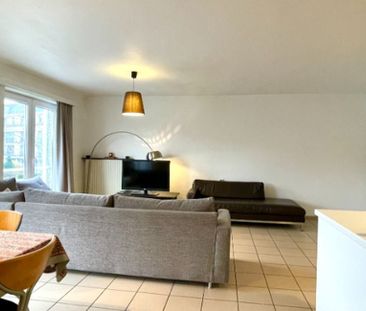 Appartement te huur in Zelzate voor € 775 met 2 slaapkamers - Photo 2