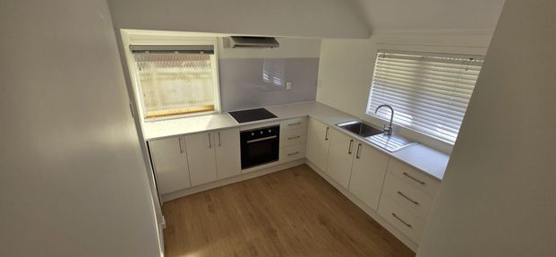 For Rent – Renovated 3-Bedroom Home in the Heart of Ōtāhuhu - Photo 1