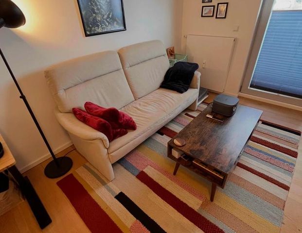 Bright Top-Floor Altbau Flat in Moabit – Fully Furnished - Foto 1