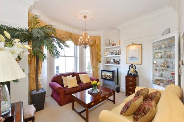 Earl's Court Square, London, SW5 flat to rent - Photo 1