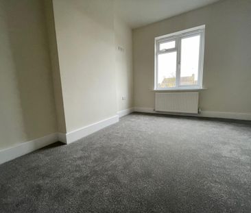 3 bedroom detached house to rent - Photo 5