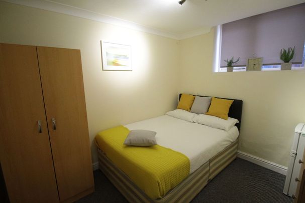 Student Accommodation, 1B Eastbourne Street, Lincoln, Lincolnshire, LN2 5BW, United Kingdom - Photo 1