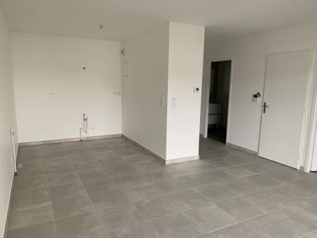 Location appartement 2 pièces 50.59 m² à Tournon-sur-Rhône (07300) - Photo 2