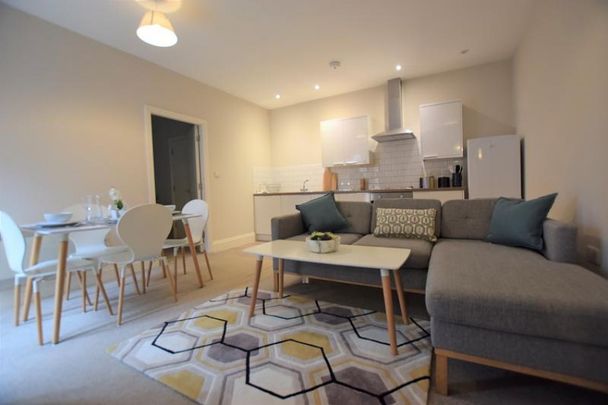 2 Bedroom Apartment To Let - Photo 1