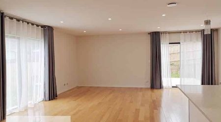 4 Bedrooms, 2.5 bathrooms Pakuranga - Photo 5