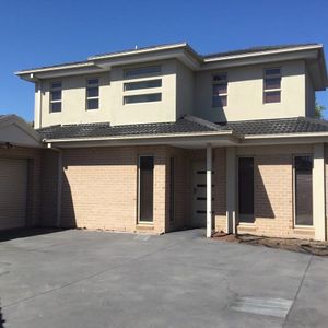 2/8 Bevis Street, Mulgrave - Photo 2