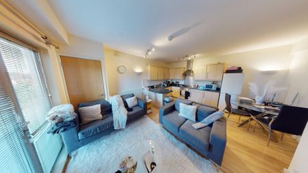 2 bedroom flat to rent - Photo 2