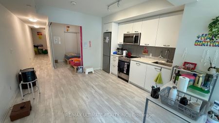 For Lease - 1630 Queen Street Unit# 301, Toronto, Ontario - Photo 2