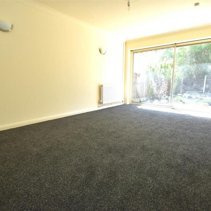 2 bedroom semi-detached bungalow to rent - Photo 1