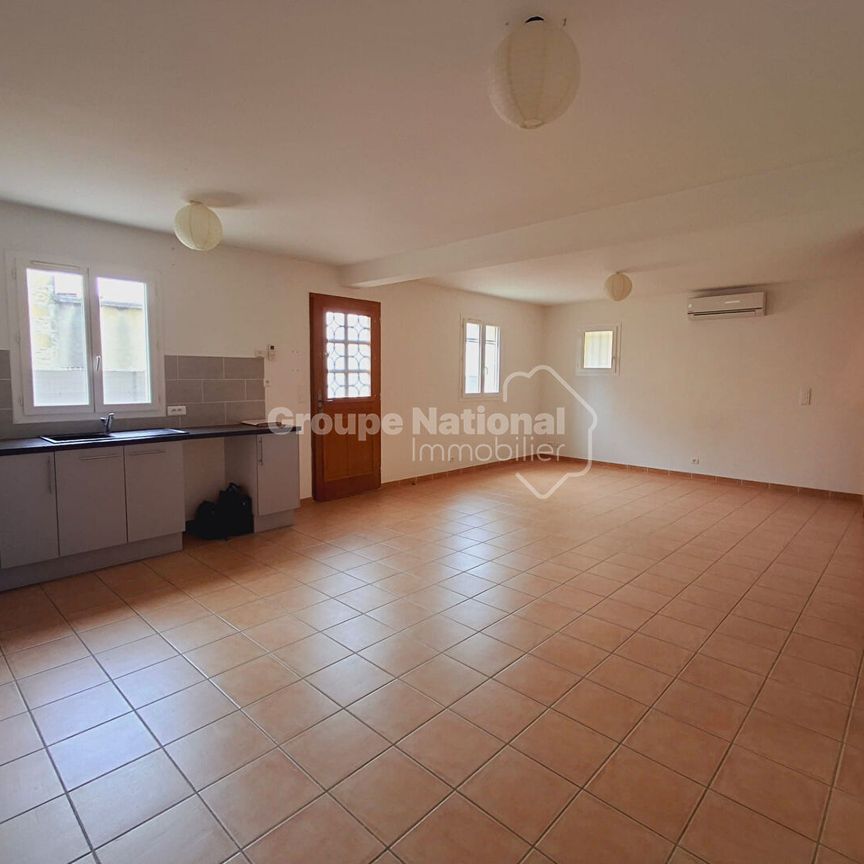 A LOUER Meynes 83 m2 + COUR, - Photo 1