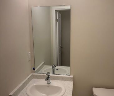 For Lease - 660 Colborne Street Unit# 13, Brantford, Ontario - Photo 6