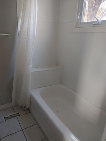 2312 Montreal St, Regina - Photo 3